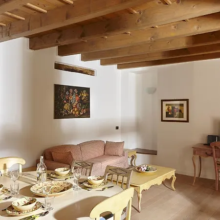 Joivy Charming Apartment Centre Of Como Exterior photo